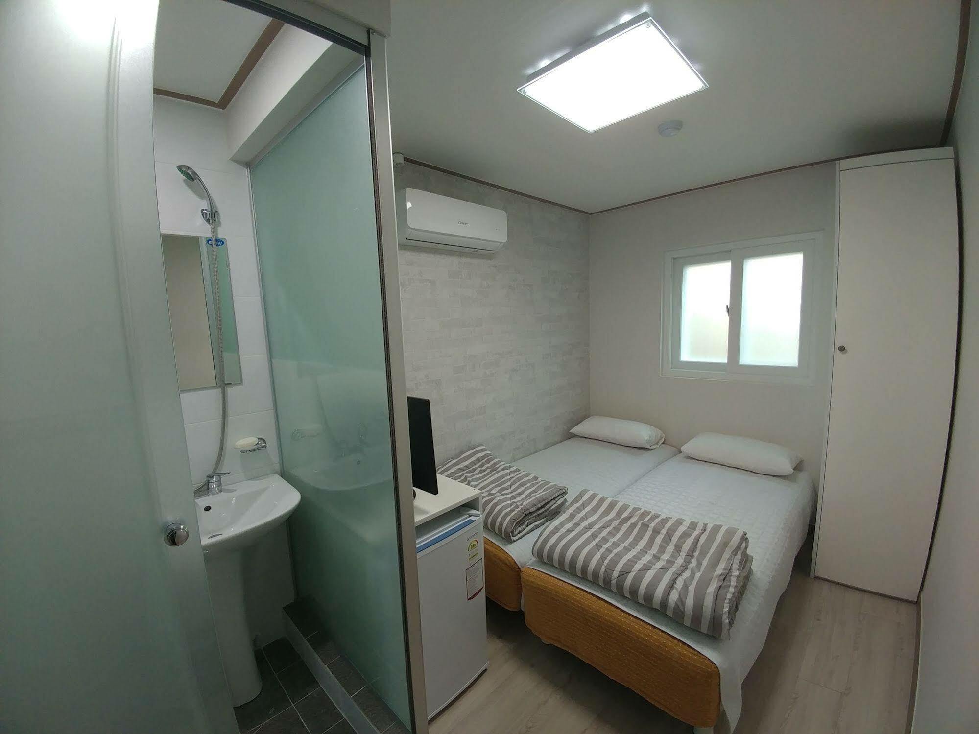 Don Quixote Stay Seoul Exterior foto